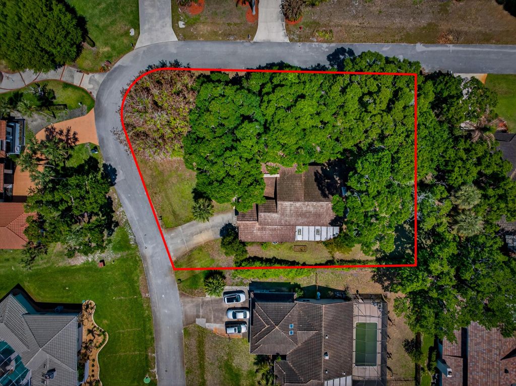 Photo of 7204 Elyse Circle, Port Saint Lucie, FL 34952 (MLS # B26007622)