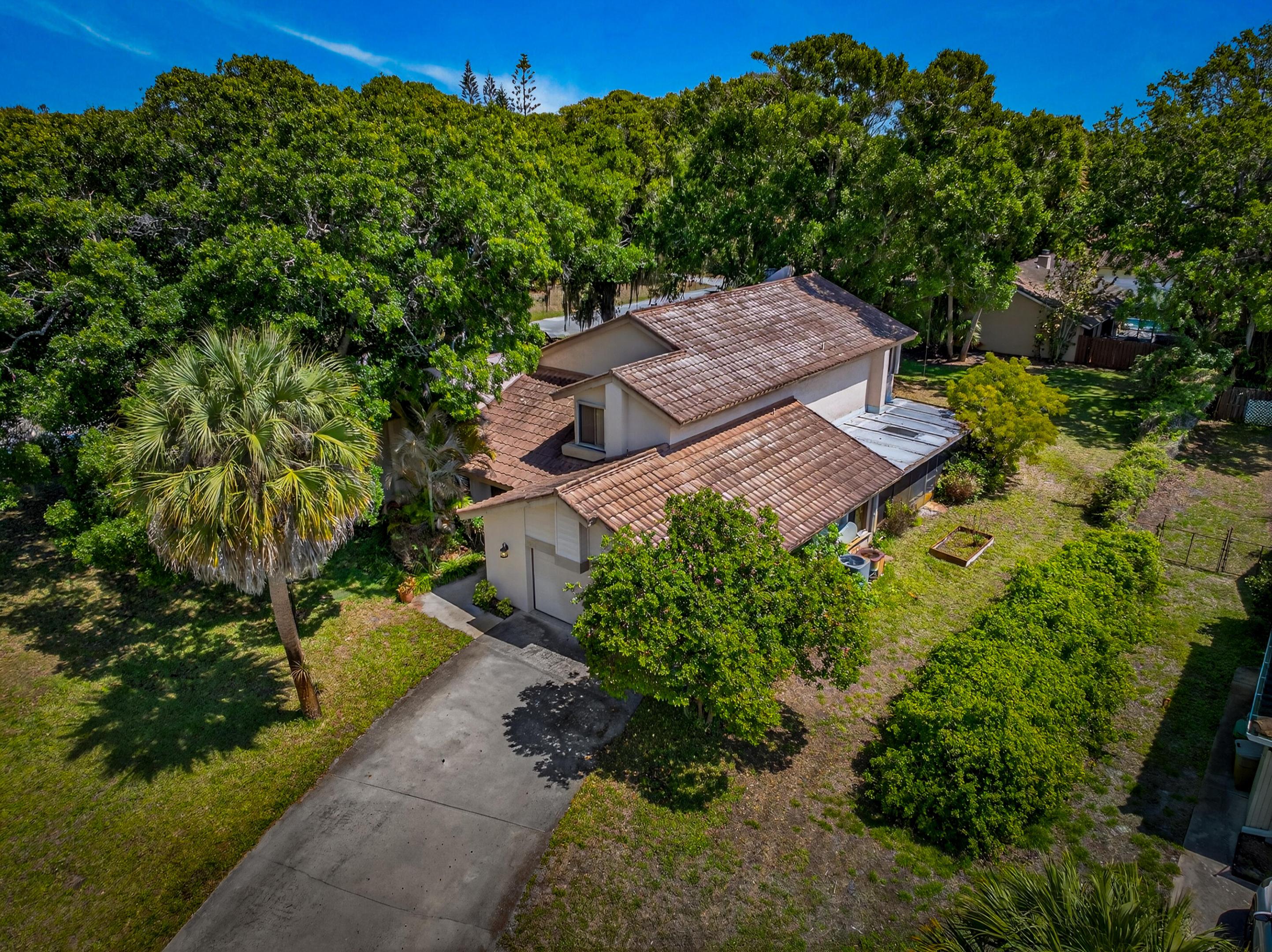 RIVERS EDGE - Residential