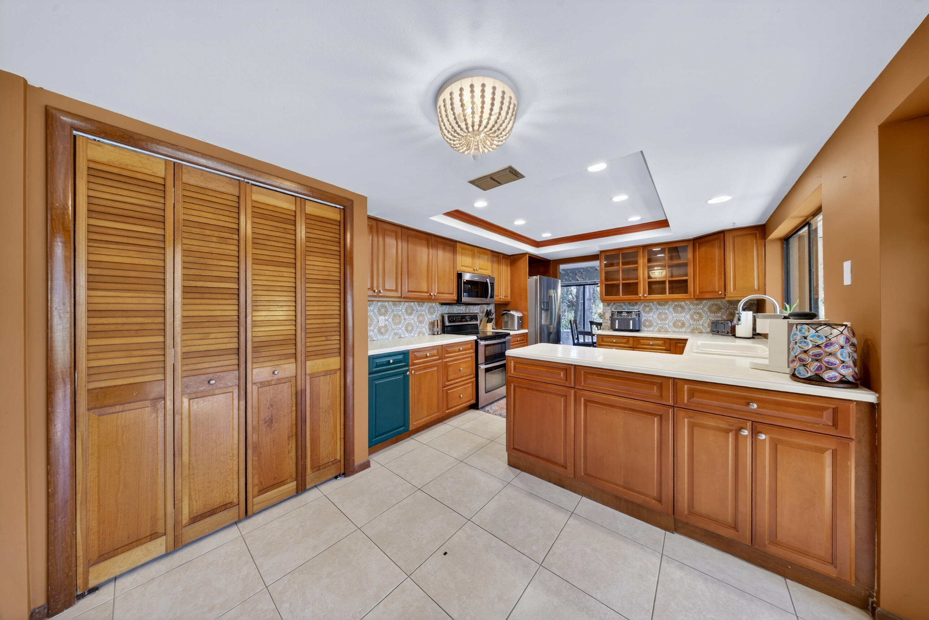 RIVERS EDGE - Residential