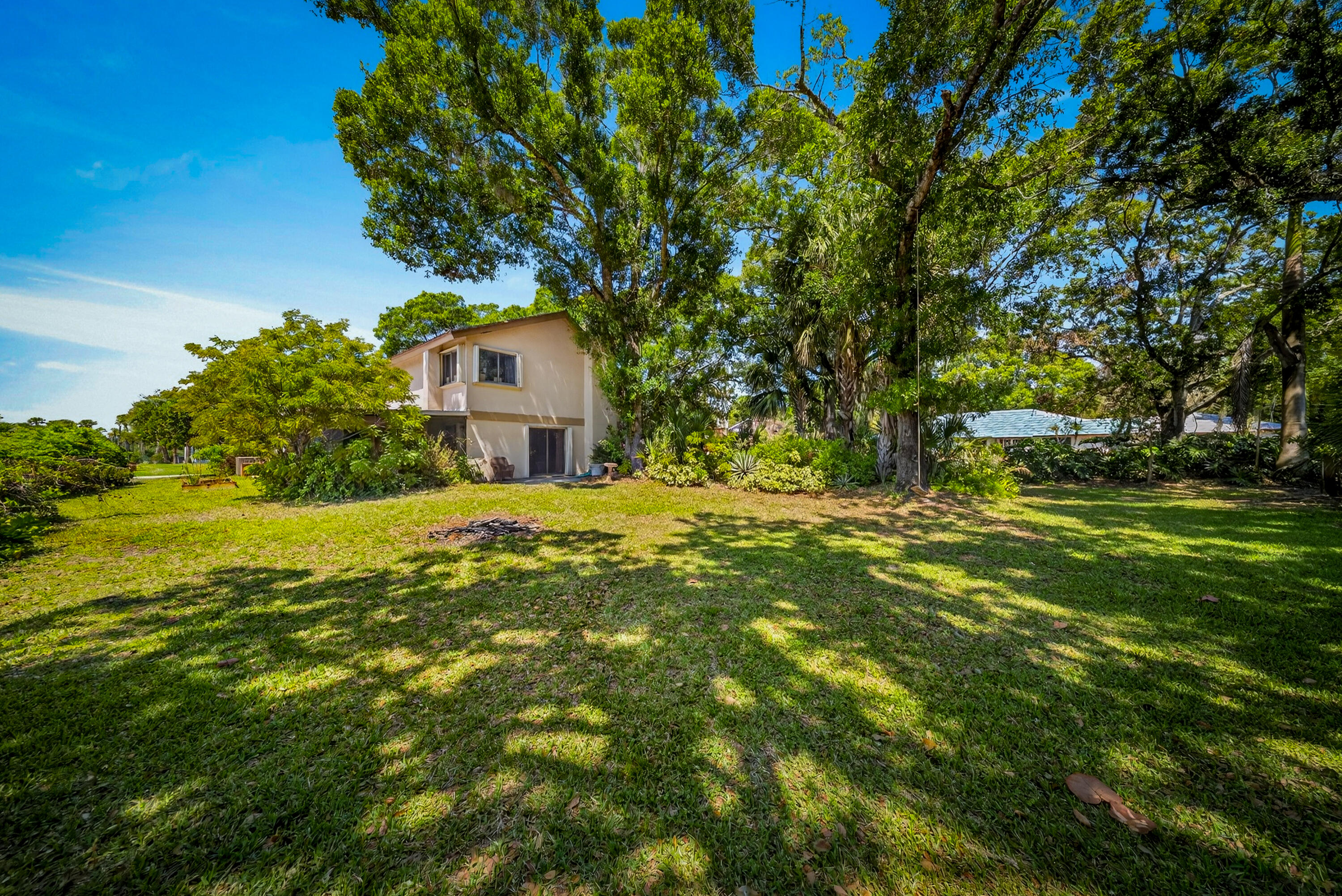 RIVERS EDGE - Residential