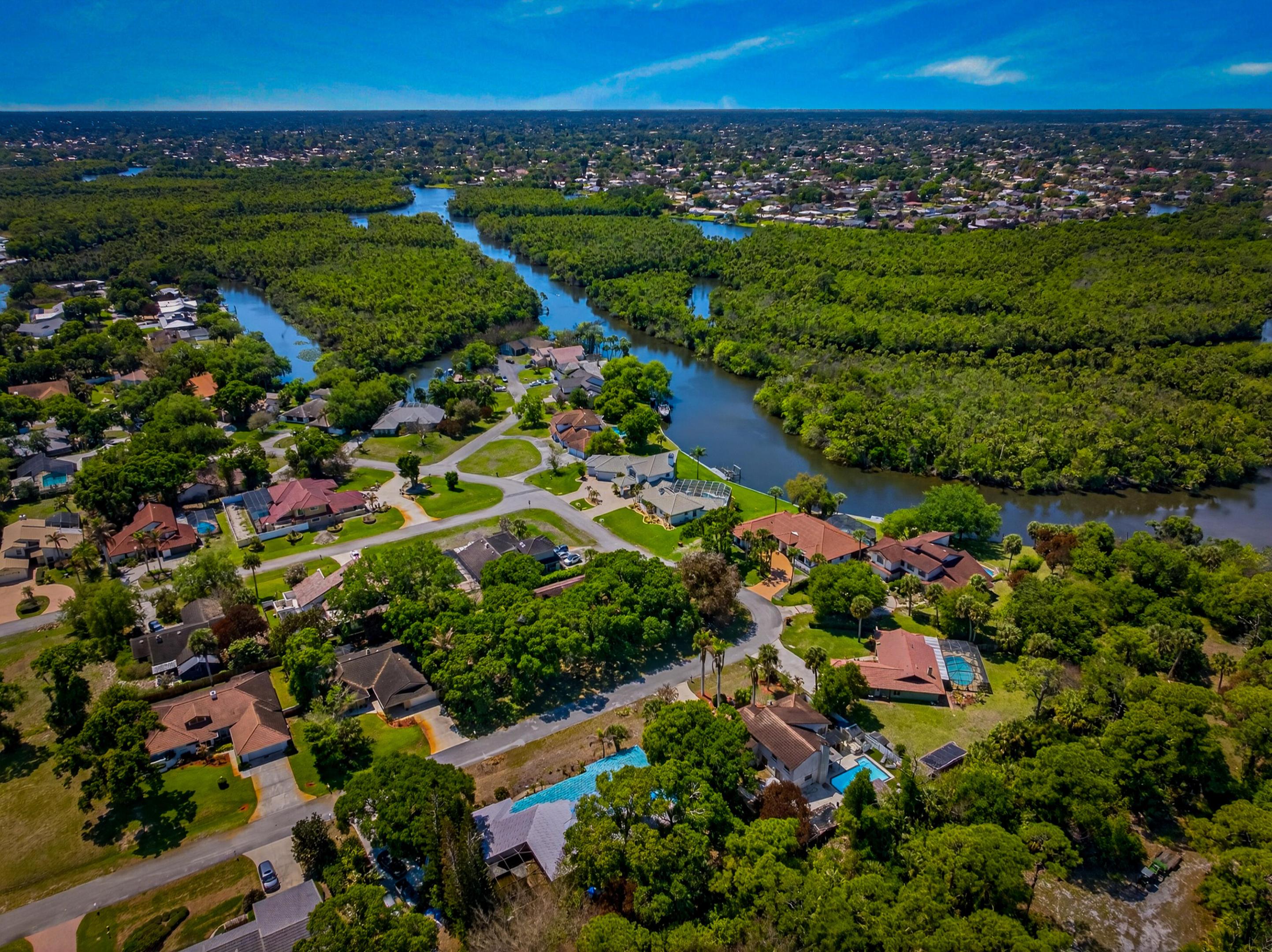 RIVERS EDGE - Residential