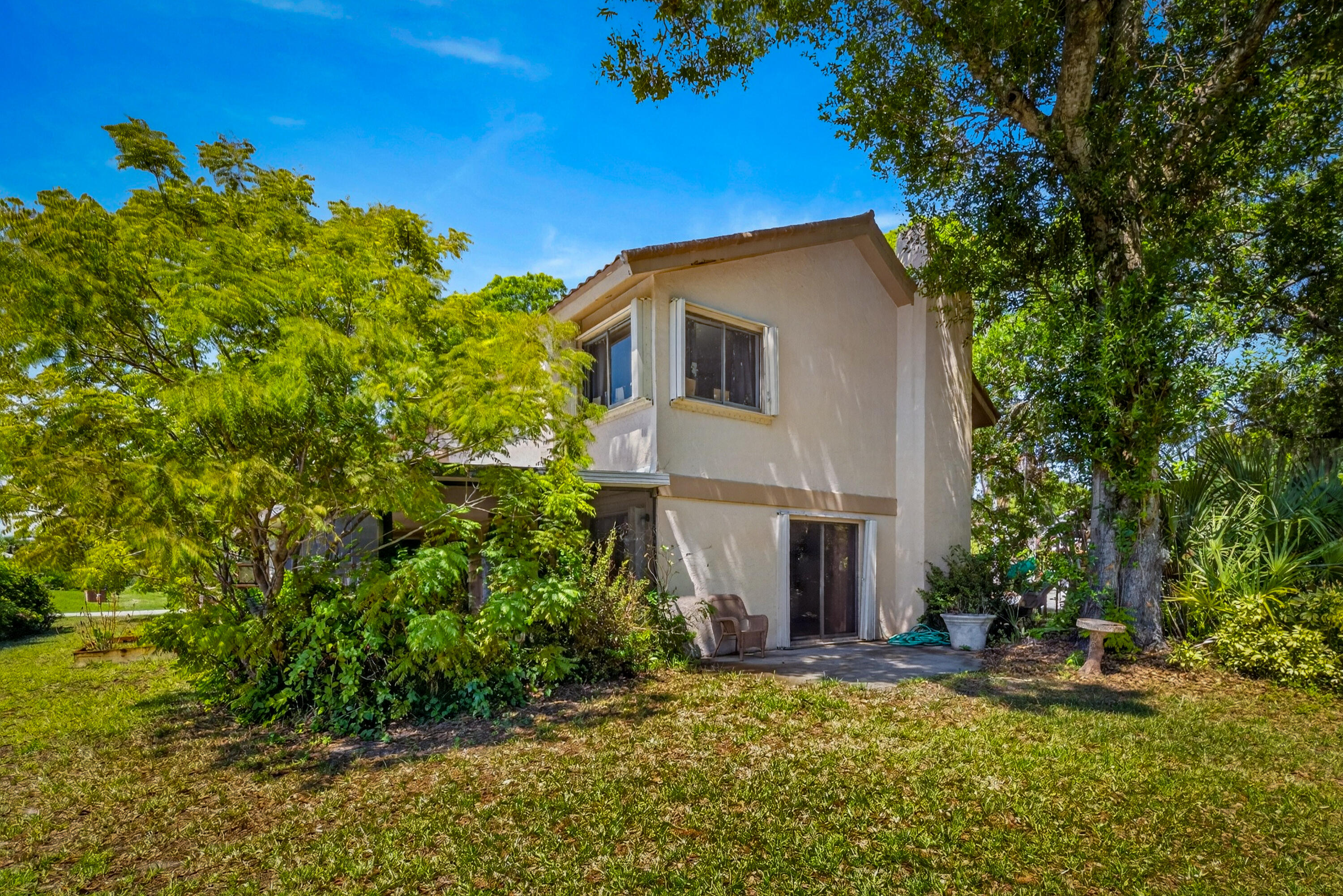 RIVERS EDGE - Residential