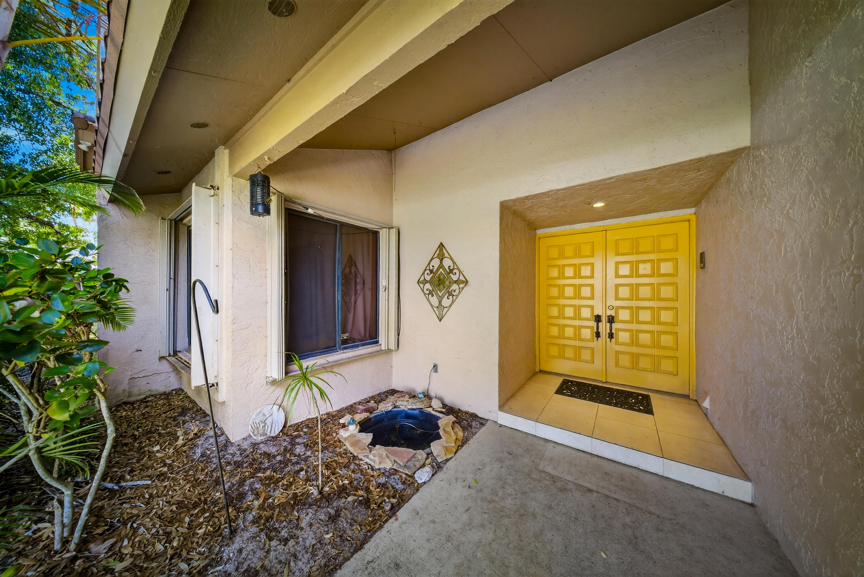 RIVERS EDGE - Residential