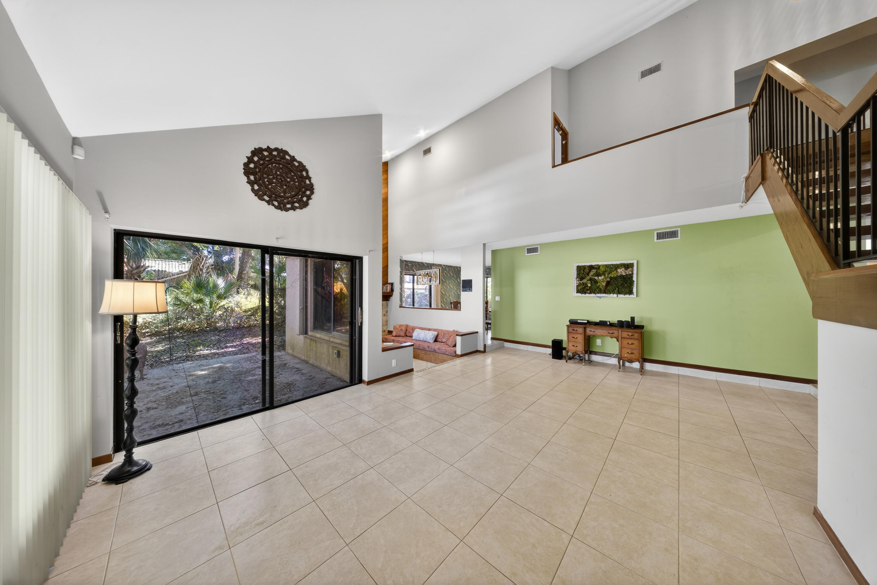 RIVERS EDGE - Residential