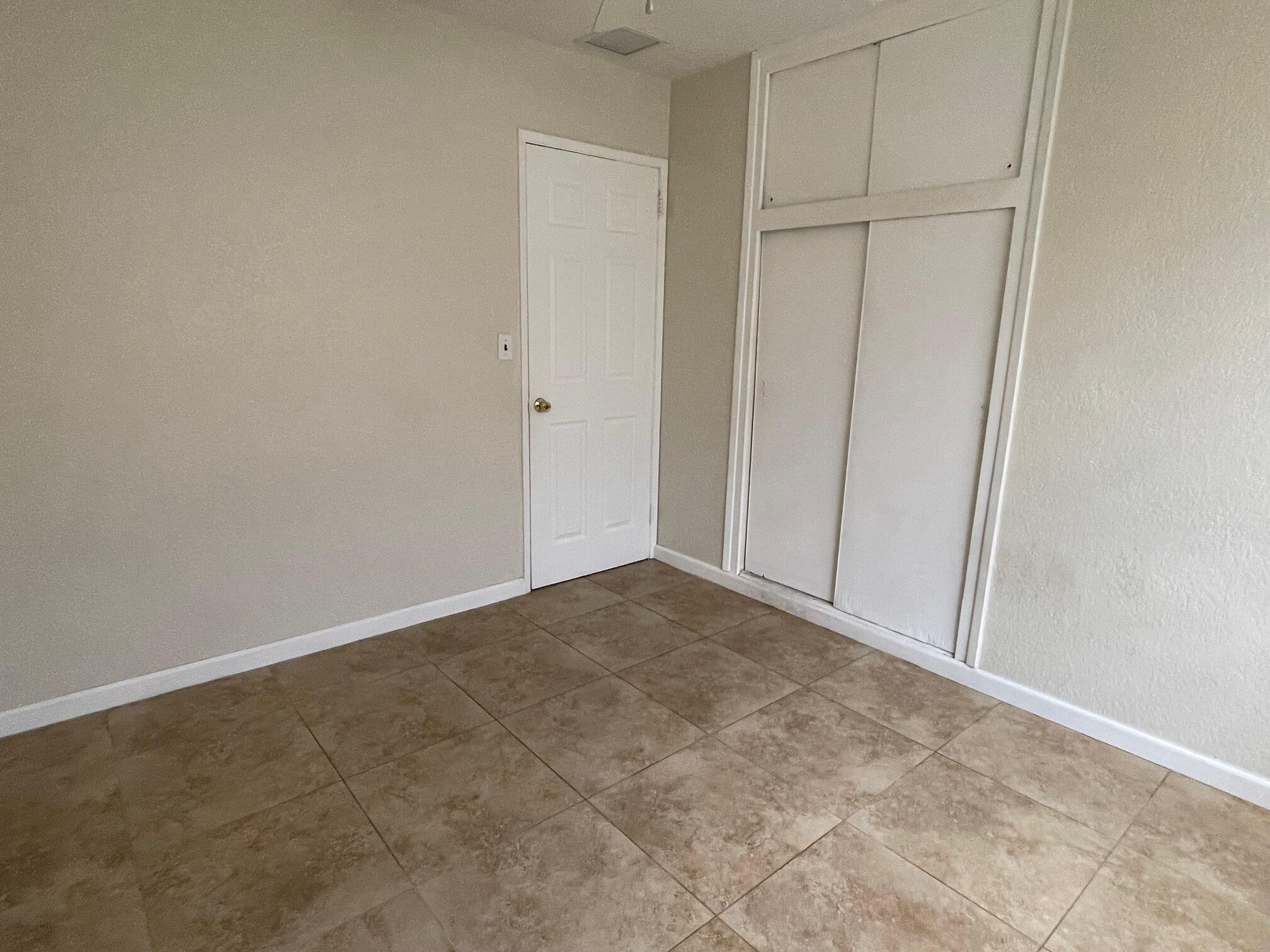 GOLFVIEW HEIGHTS 6 - Residential Lease