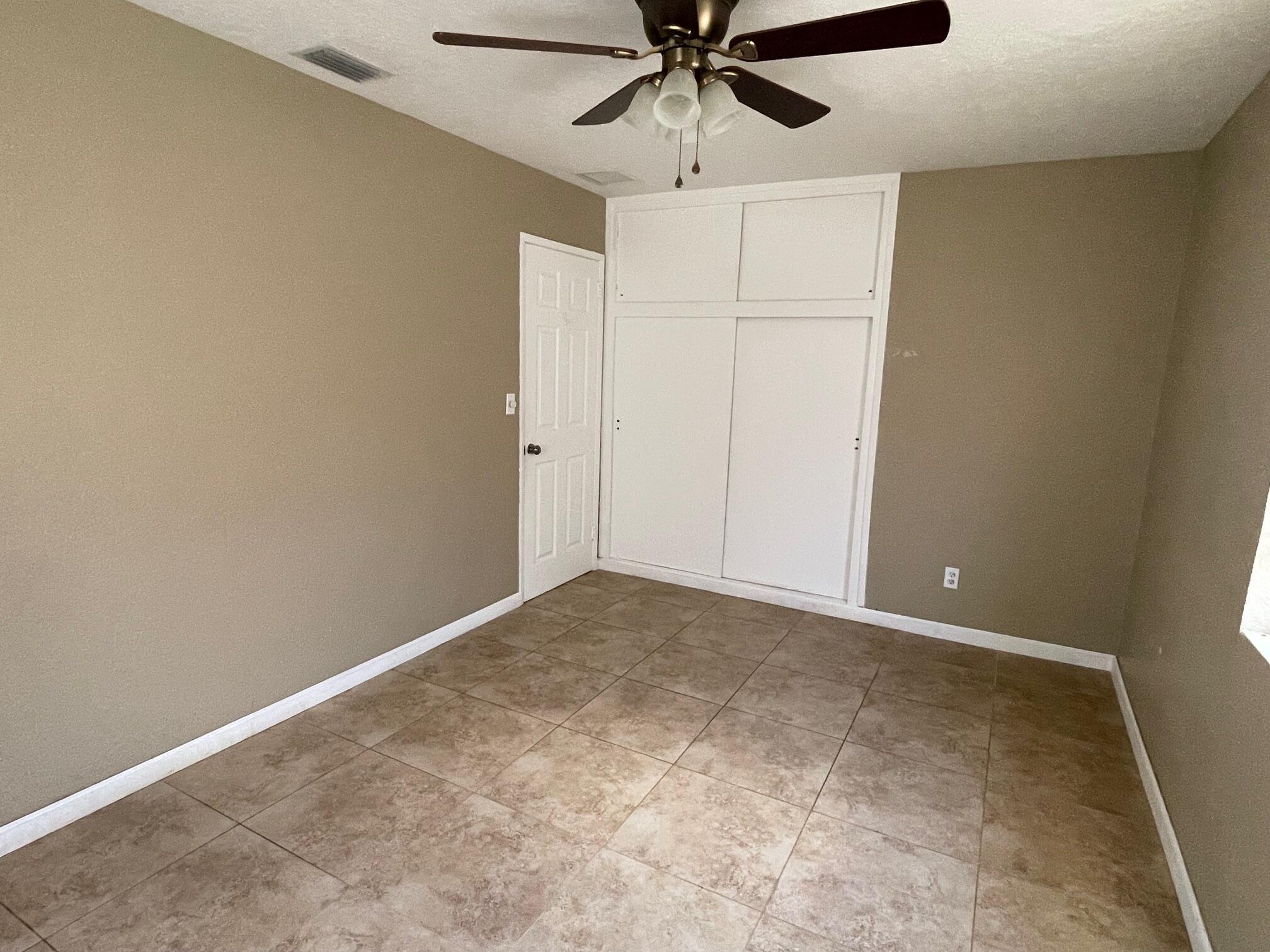 GOLFVIEW HEIGHTS 6 - Residential Lease