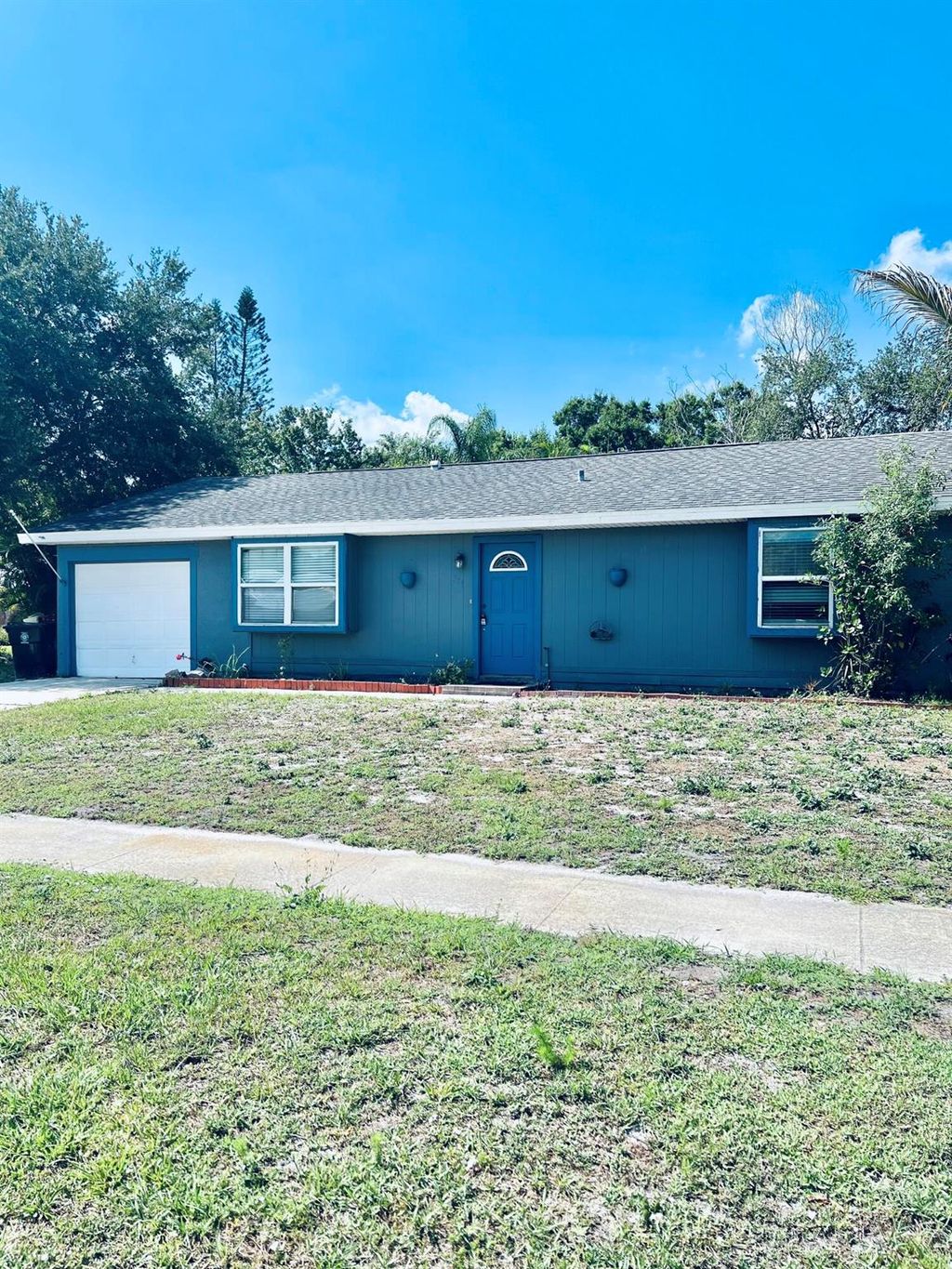 Photo of 274 NE Brunson Court, Port Saint Lucie, FL 34983 (MLS # R11093493)