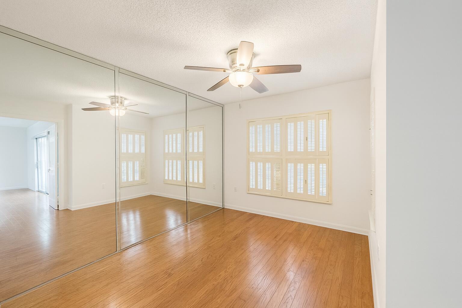 View photos, virtual tours, details... 4174 Inverrary Drive 102