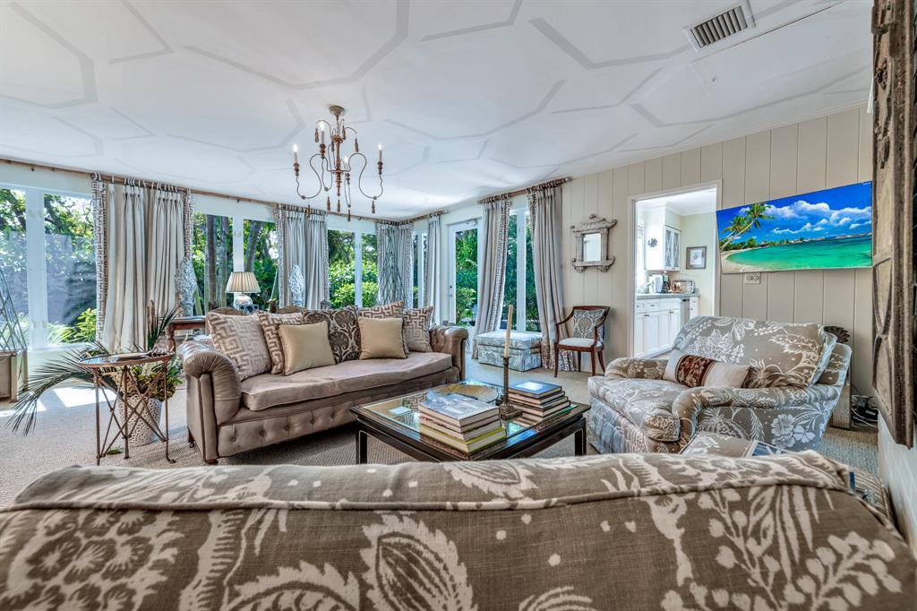 EL ENCANTO 2 - Residential Lease