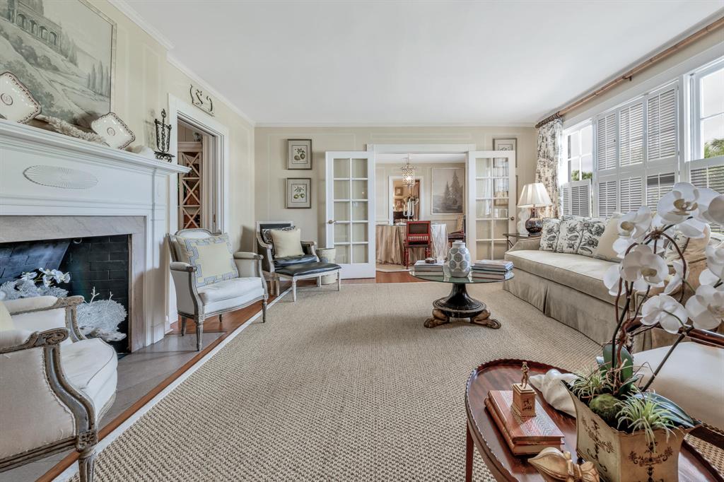 EL ENCANTO 2 - Residential Lease