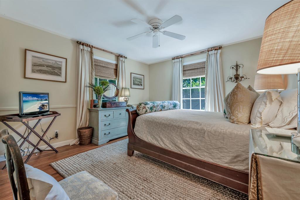 EL ENCANTO 2 - Residential Lease