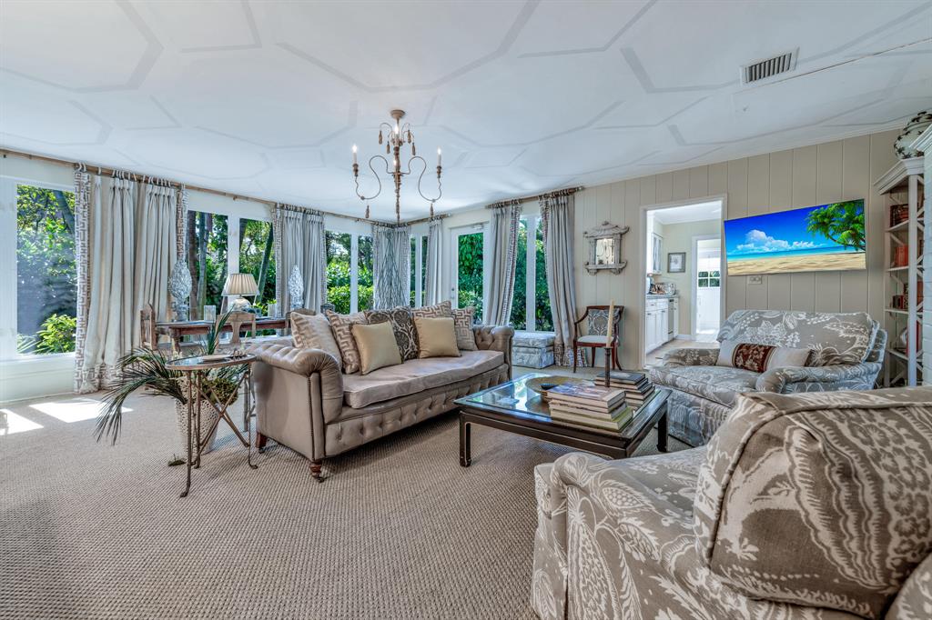 EL ENCANTO 2 - Residential Lease