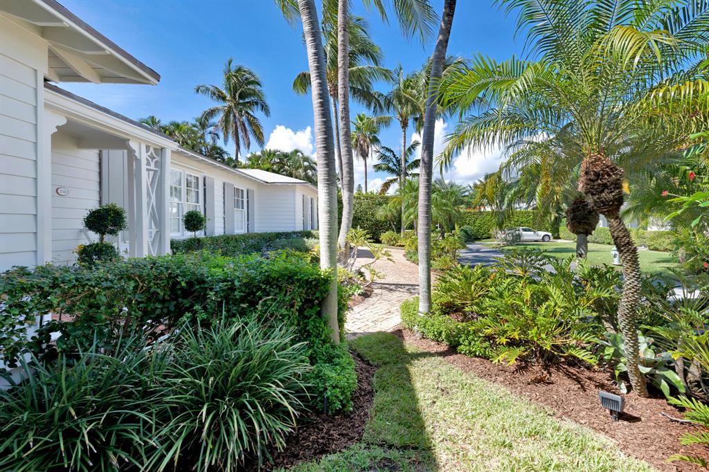 EL ENCANTO 2 - Residential Lease