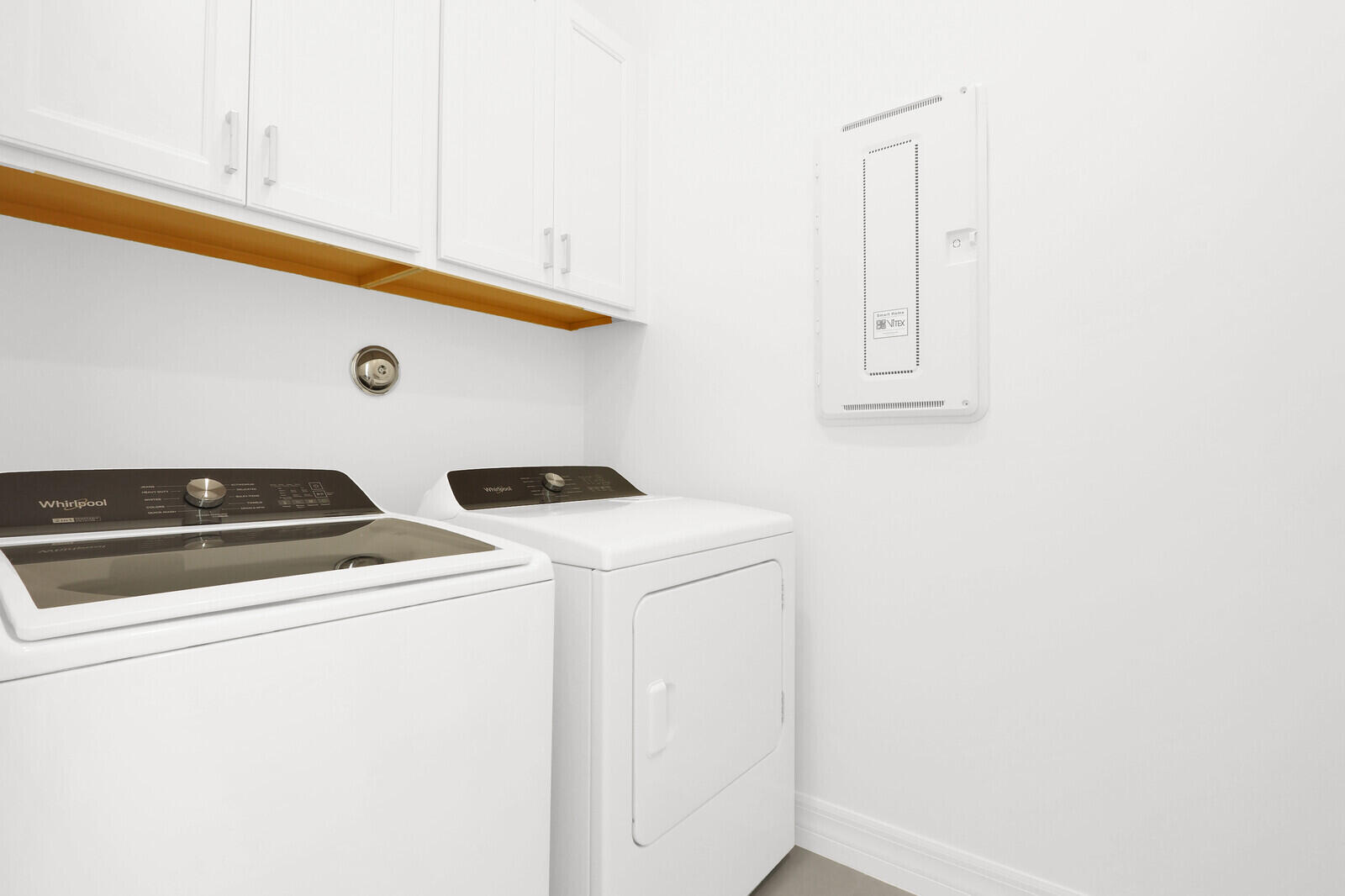 AVENIR - Residential Lease