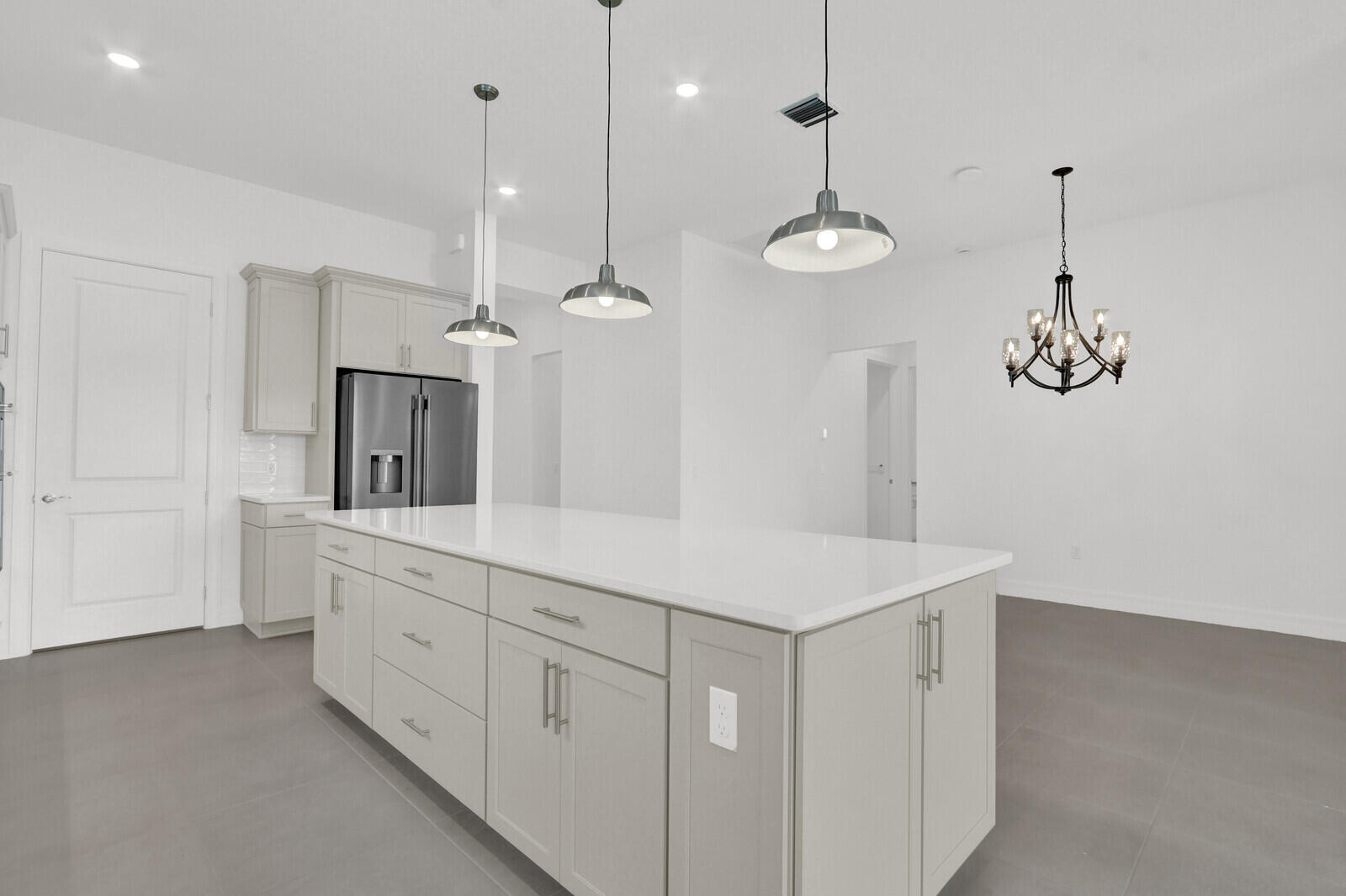 AVENIR - Residential Lease