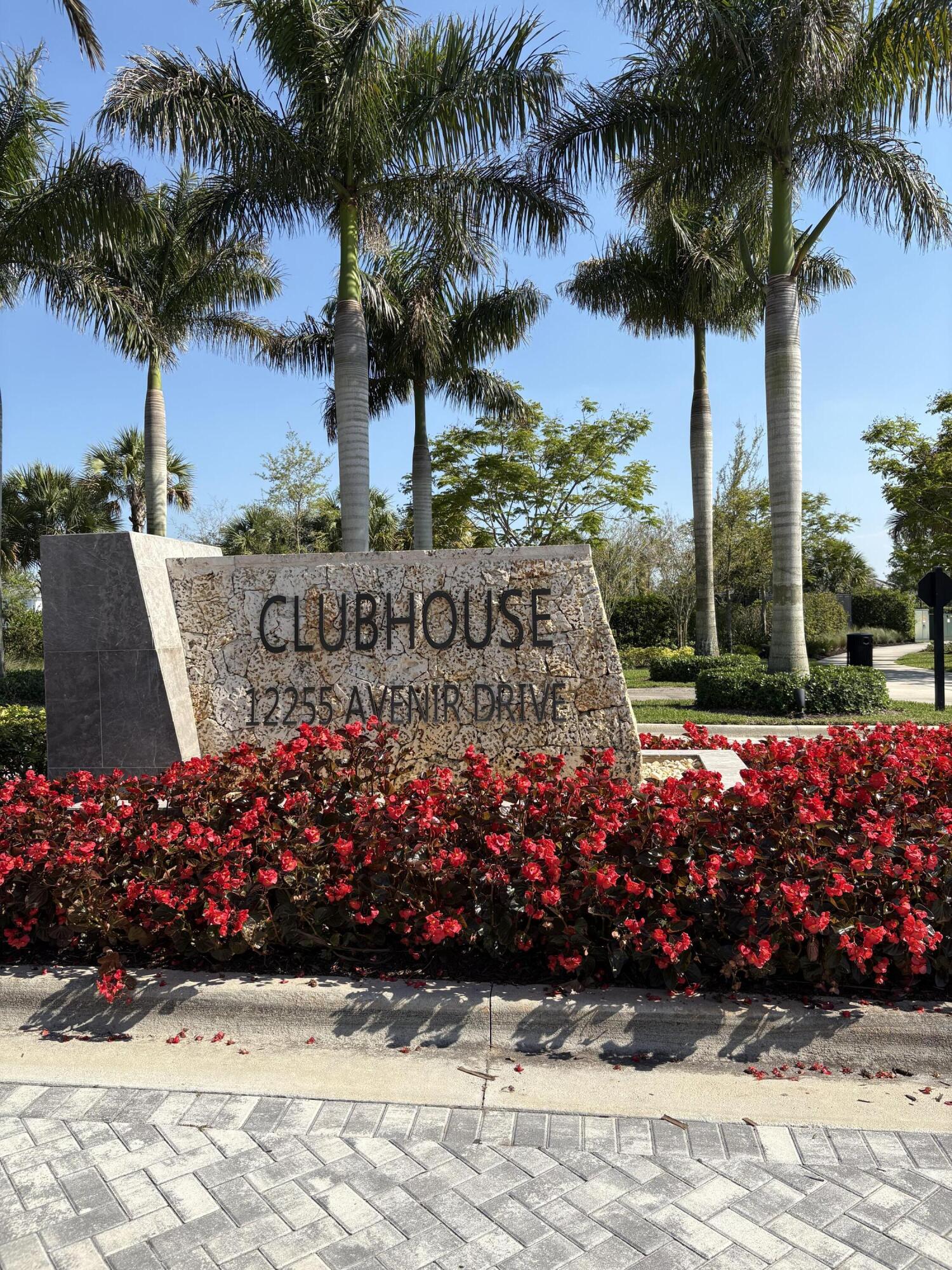 AVENIR - Residential Lease