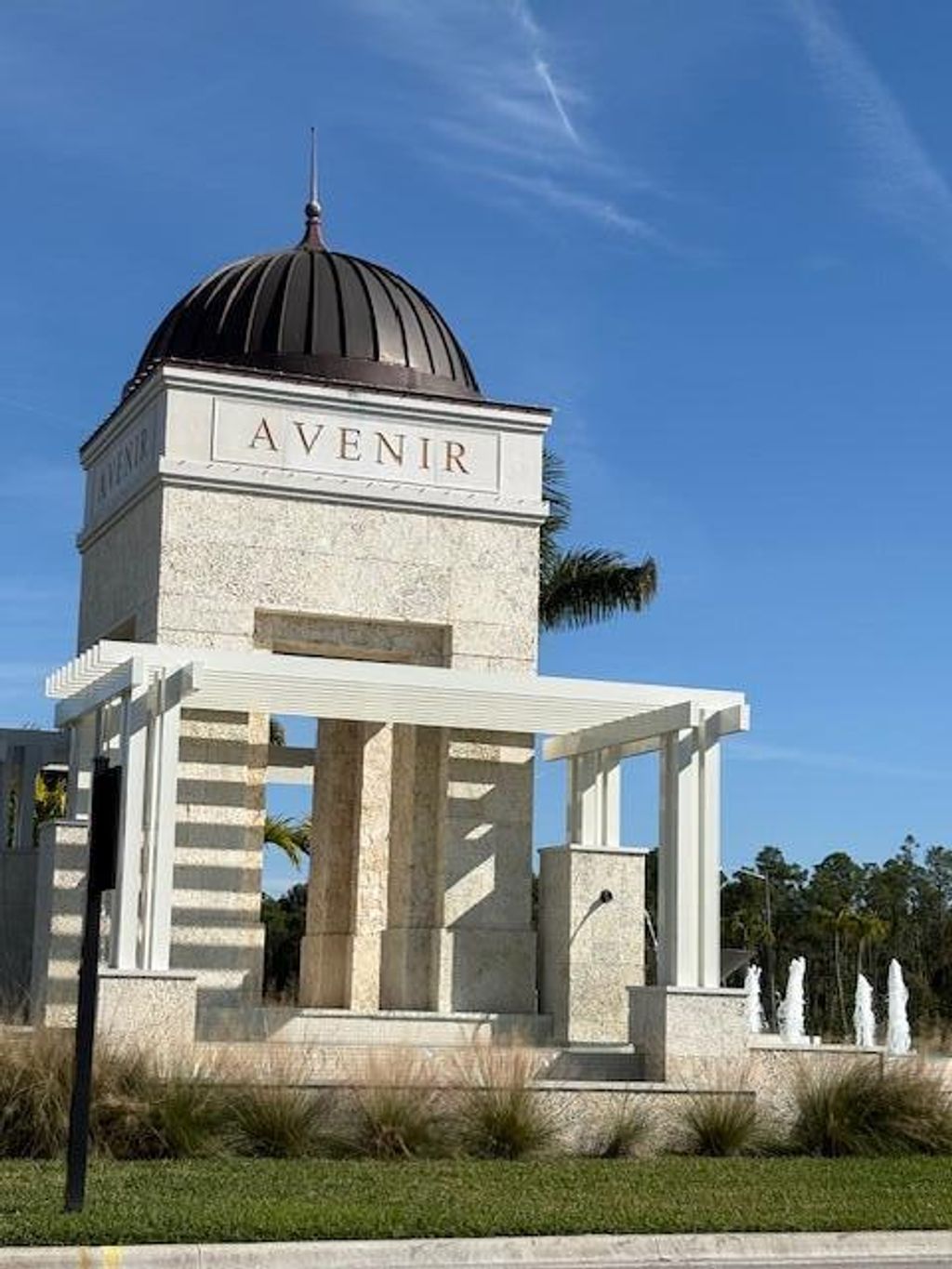 Photo of 10514 Northbrook Circle, Palm Beach Gardens, FL 33412 (MLS # B26002623)