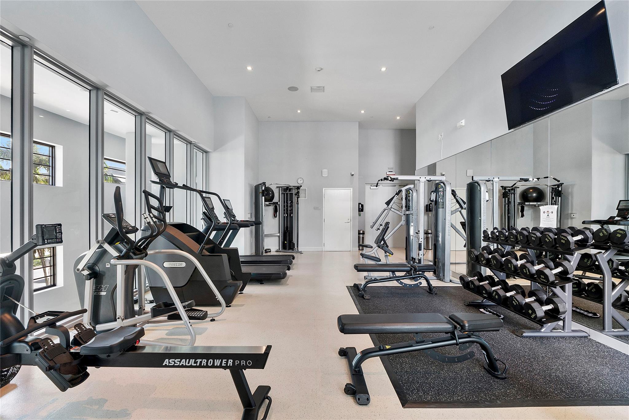 Peloro - Residential