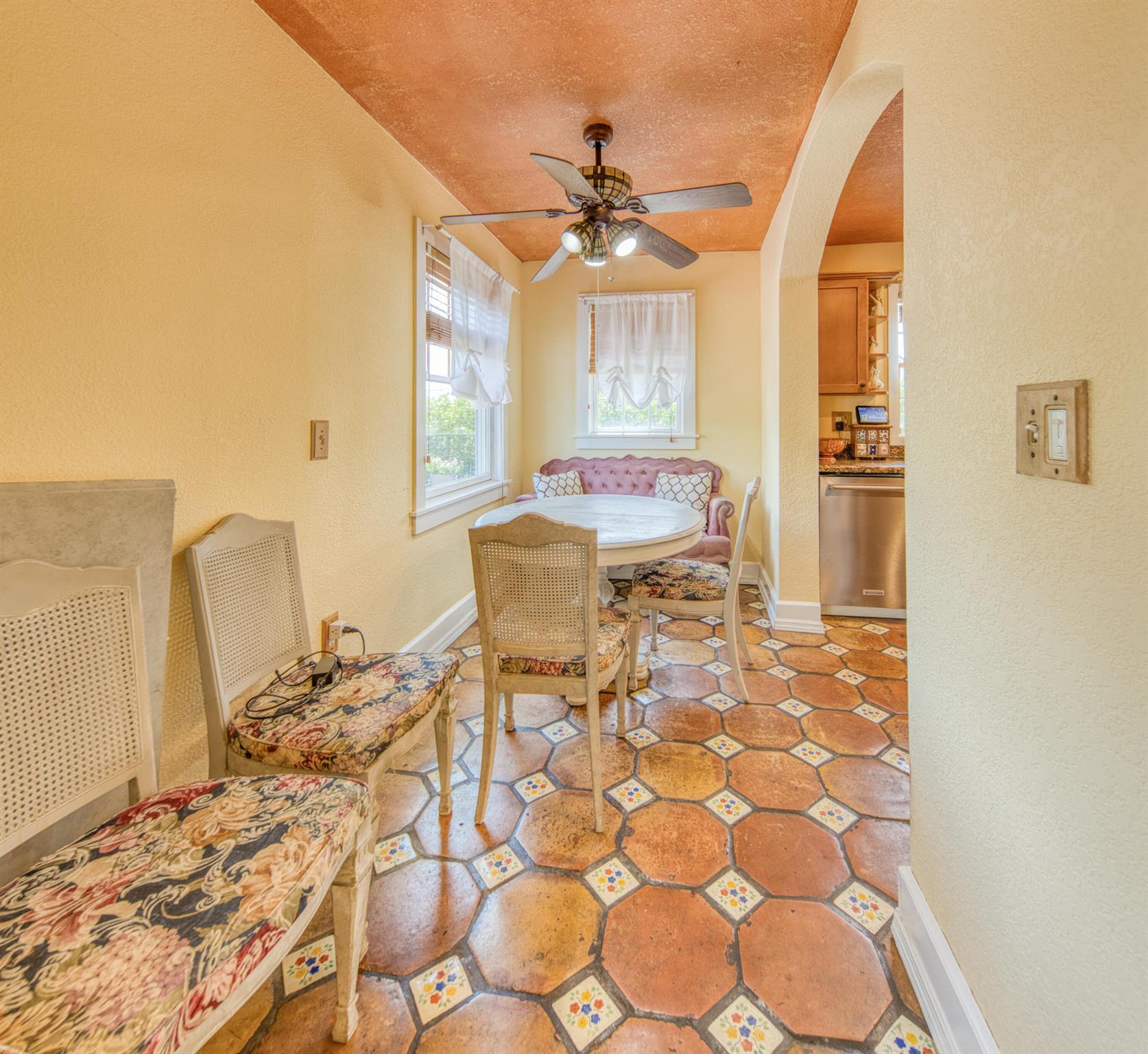 LAKE WORTH TOWN OF - Residential Income