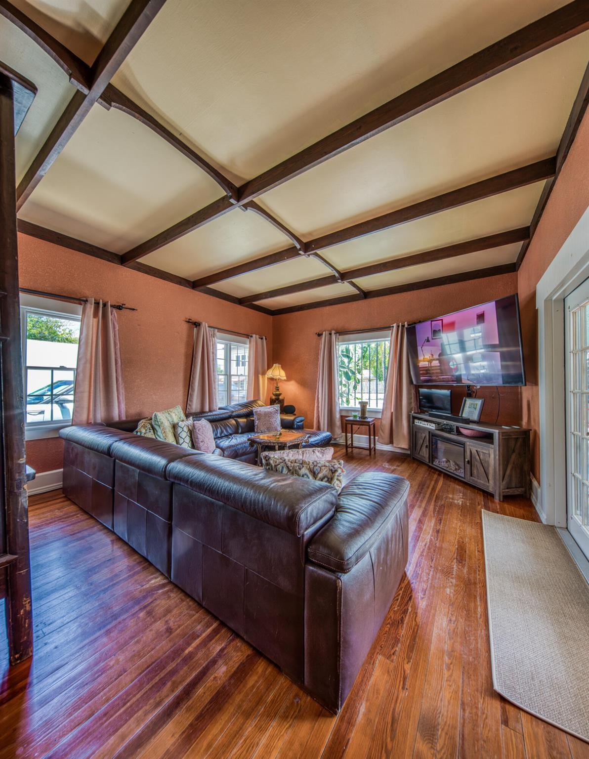 LAKE WORTH TOWN OF - Residential Income