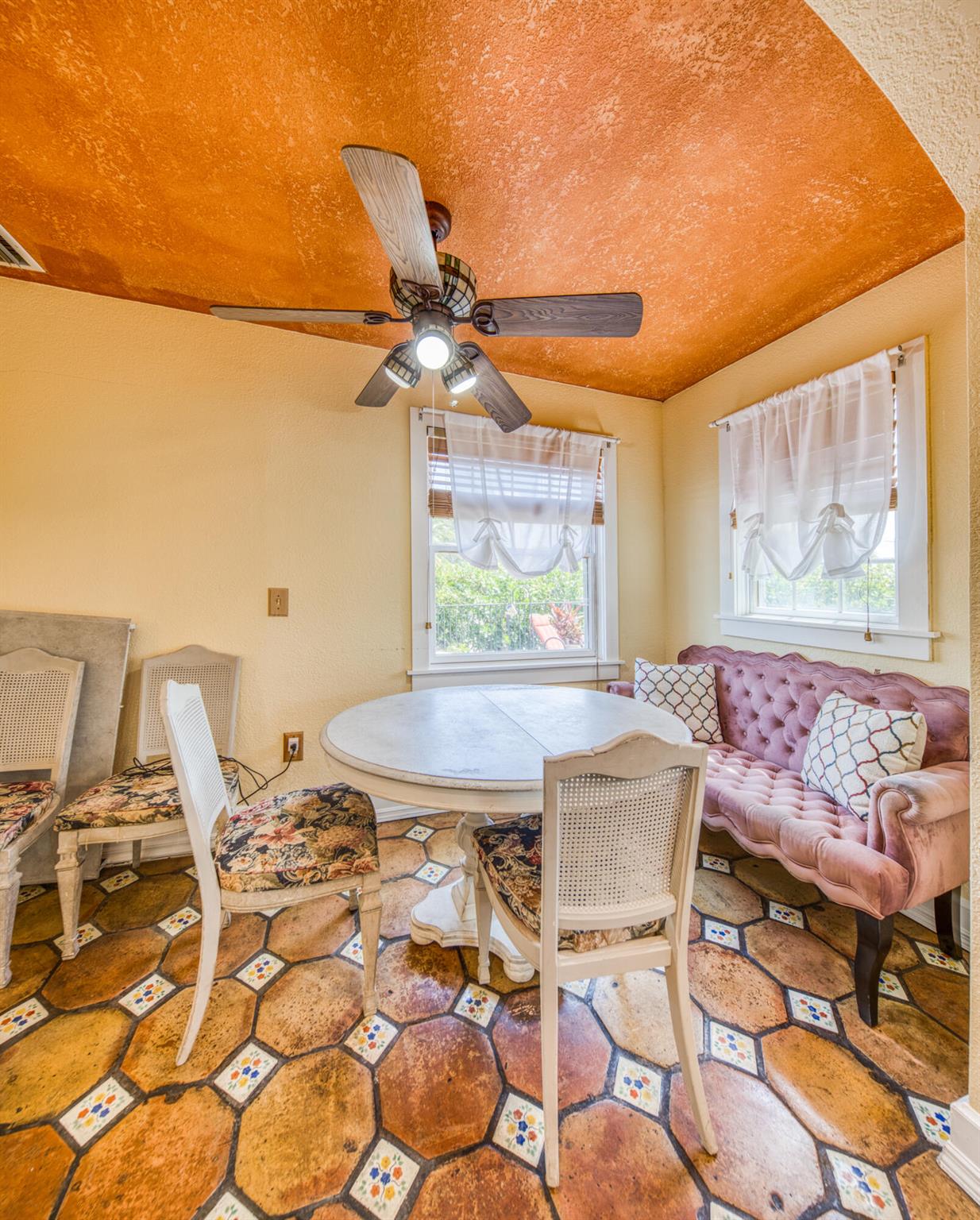 LAKE WORTH TOWN OF - Residential Income