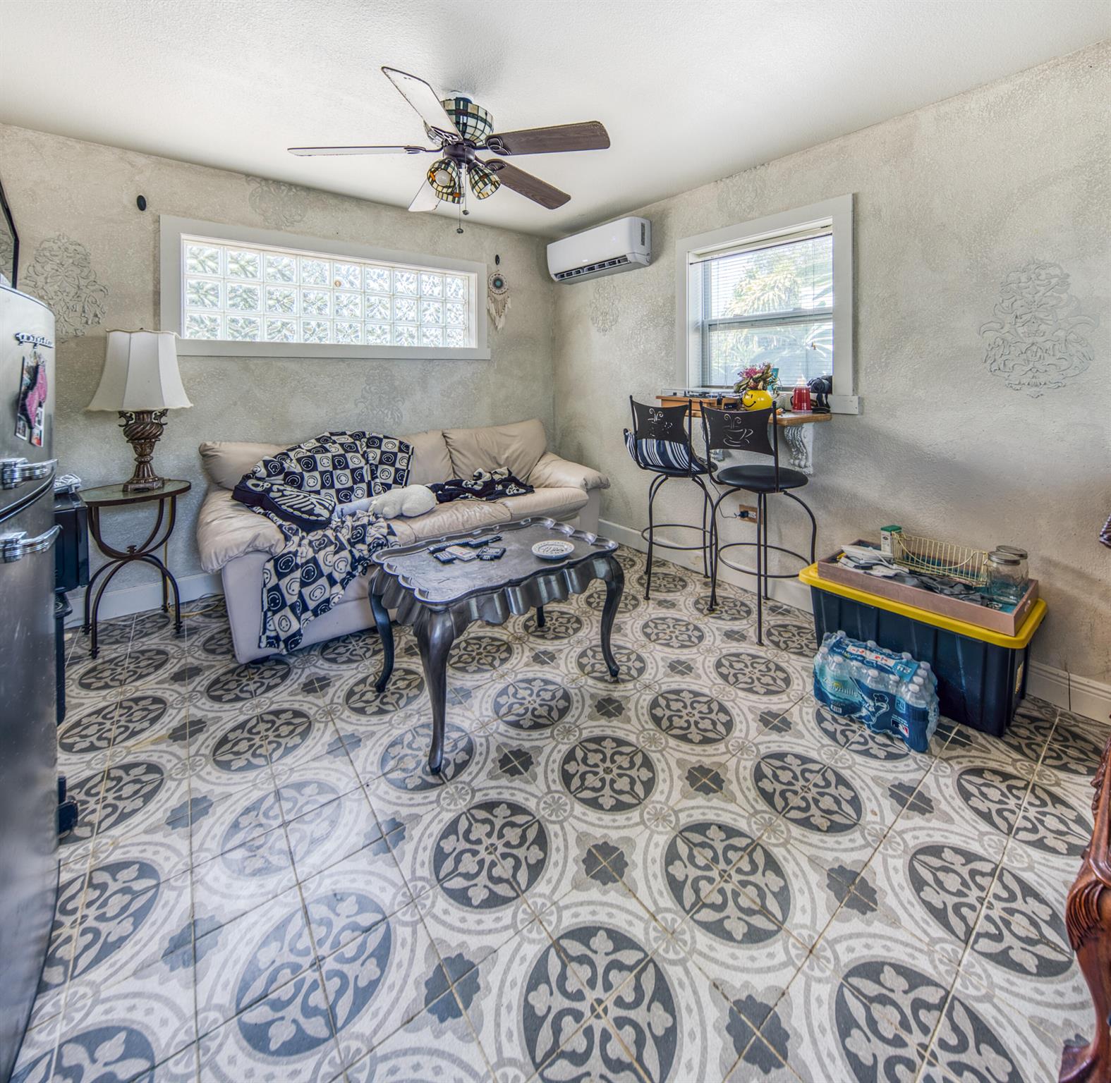 LAKE WORTH TOWN OF - Residential Income