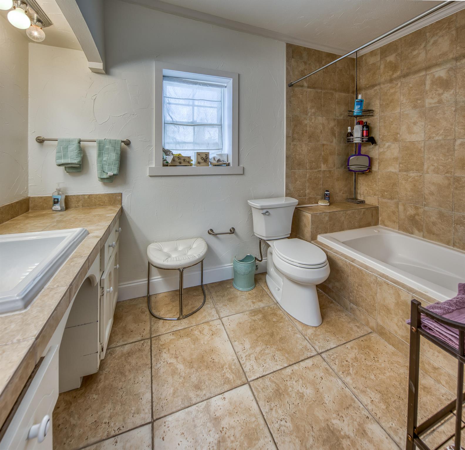 LAKE WORTH TOWN OF - Residential Income
