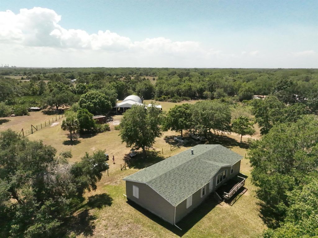 Photo of 24770 SW 95th Street, Indiantown, FL 34956 (MLS # R10878783)