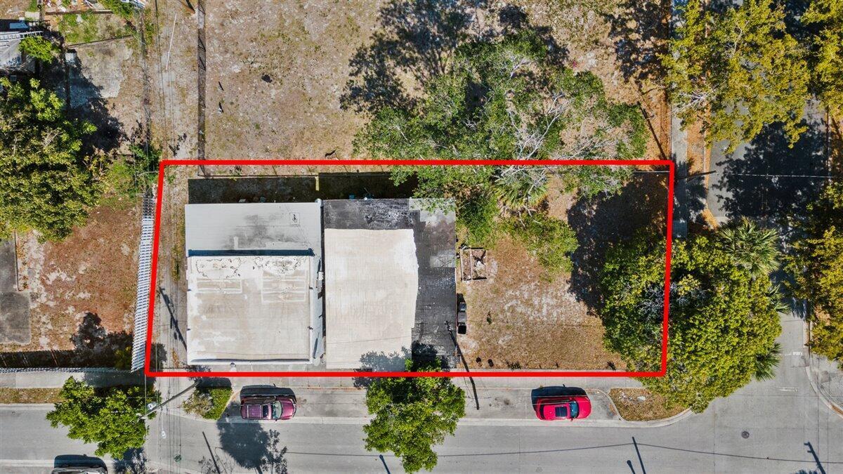 1504 N Sapodilla Avenue