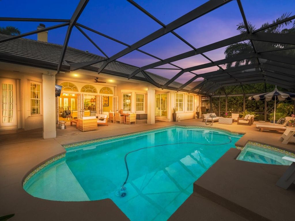 Photo of 129 Brookhaven Court, Palm Beach Gardens, FL 33418 (MLS # R11163737)