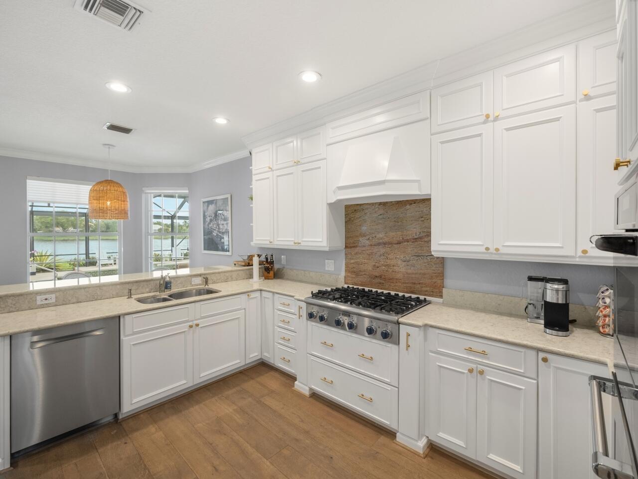 PGA RESORT COMMUNITY OF PRESTON LAKES 2 - Residential Lease