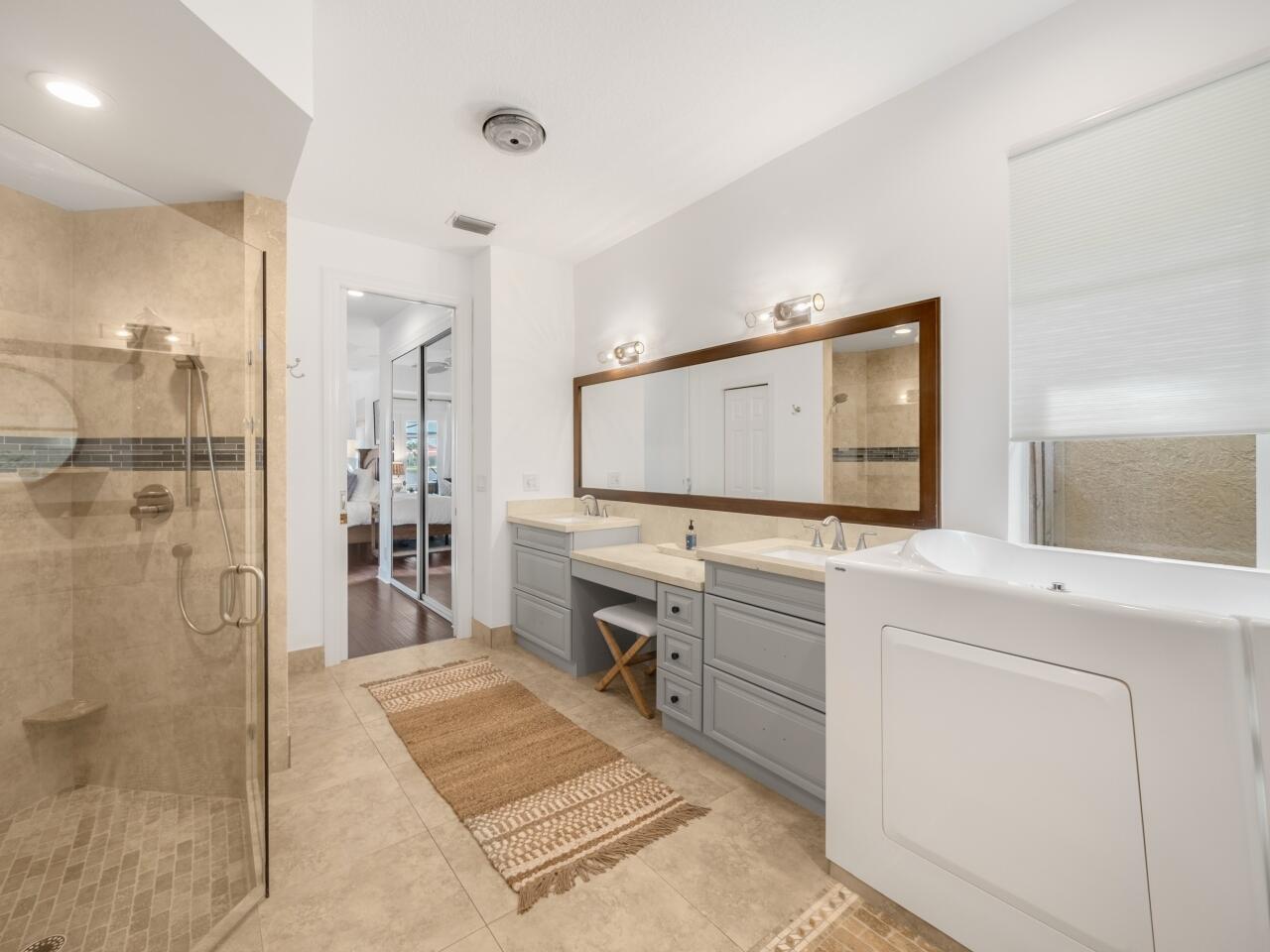 PGA RESORT COMMUNITY OF PRESTON LAKES 2 - Residential Lease