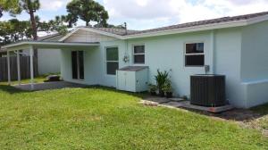 ROYAL PINES - Residential