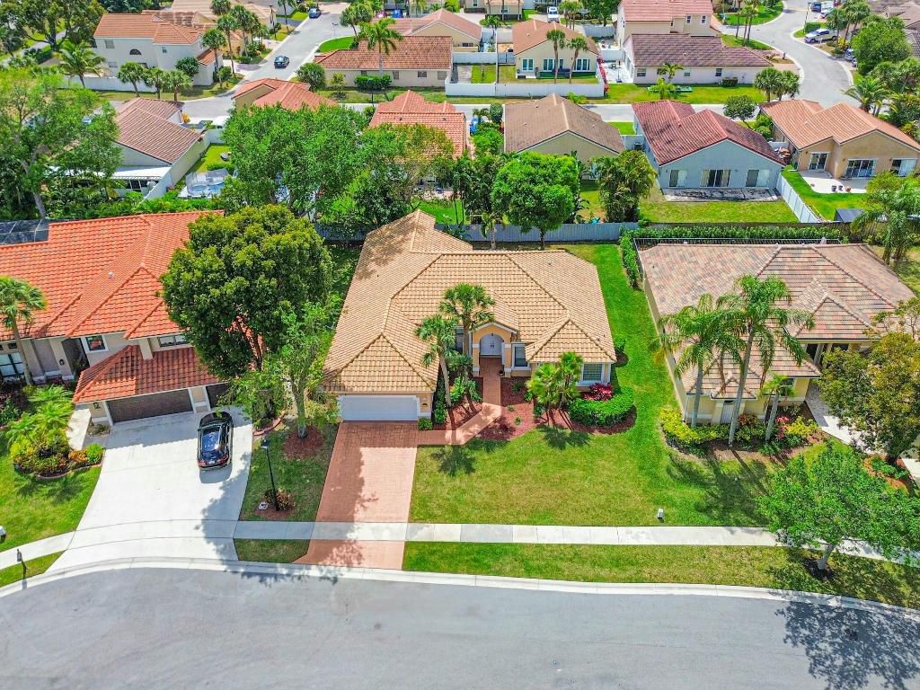 Photo of 10028 Venezia Place, Boca Raton, FL 33428 (MLS # R11070424)