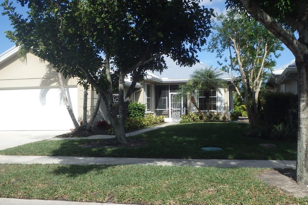 Photo of 2149 SW Mayflower Drive, Palm City, FL 34990 (MLS # R10896674)