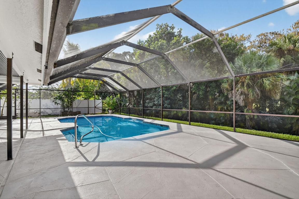 LA MANCHA THREE PB 30 P60-64 - Residential