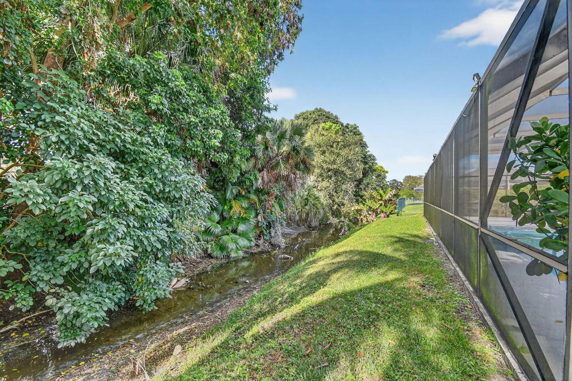 LA MANCHA THREE PB 30 P60-64 - Residential