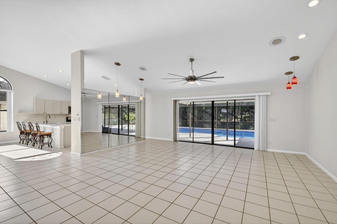 LA MANCHA THREE PB 30 P60-64 - Residential