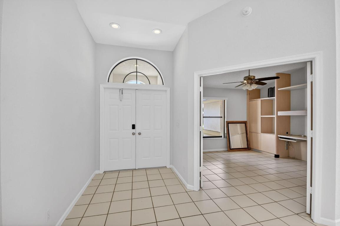 LA MANCHA THREE PB 30 P60-64 - Residential