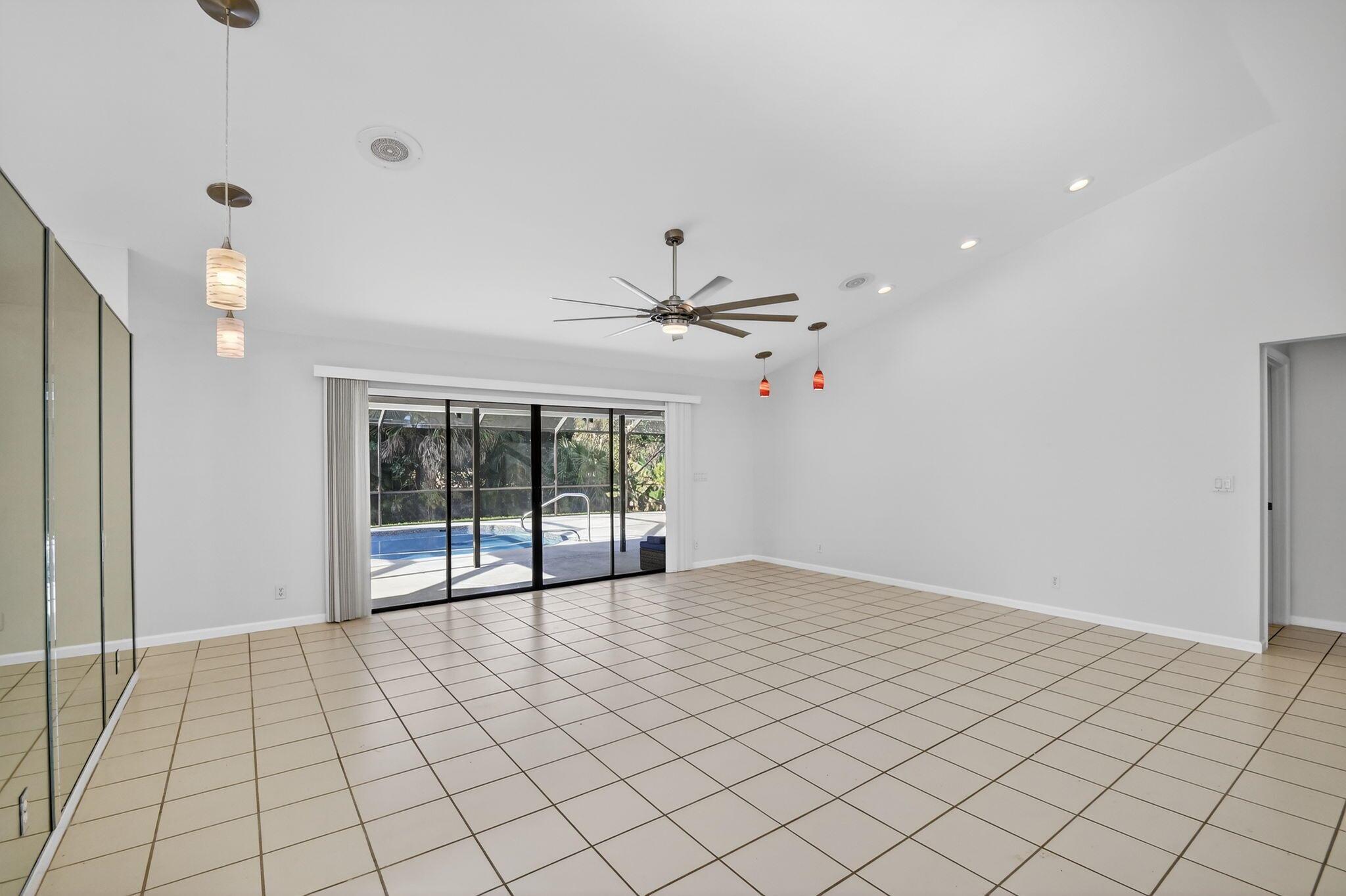 LA MANCHA THREE PB 30 P60 - Residential