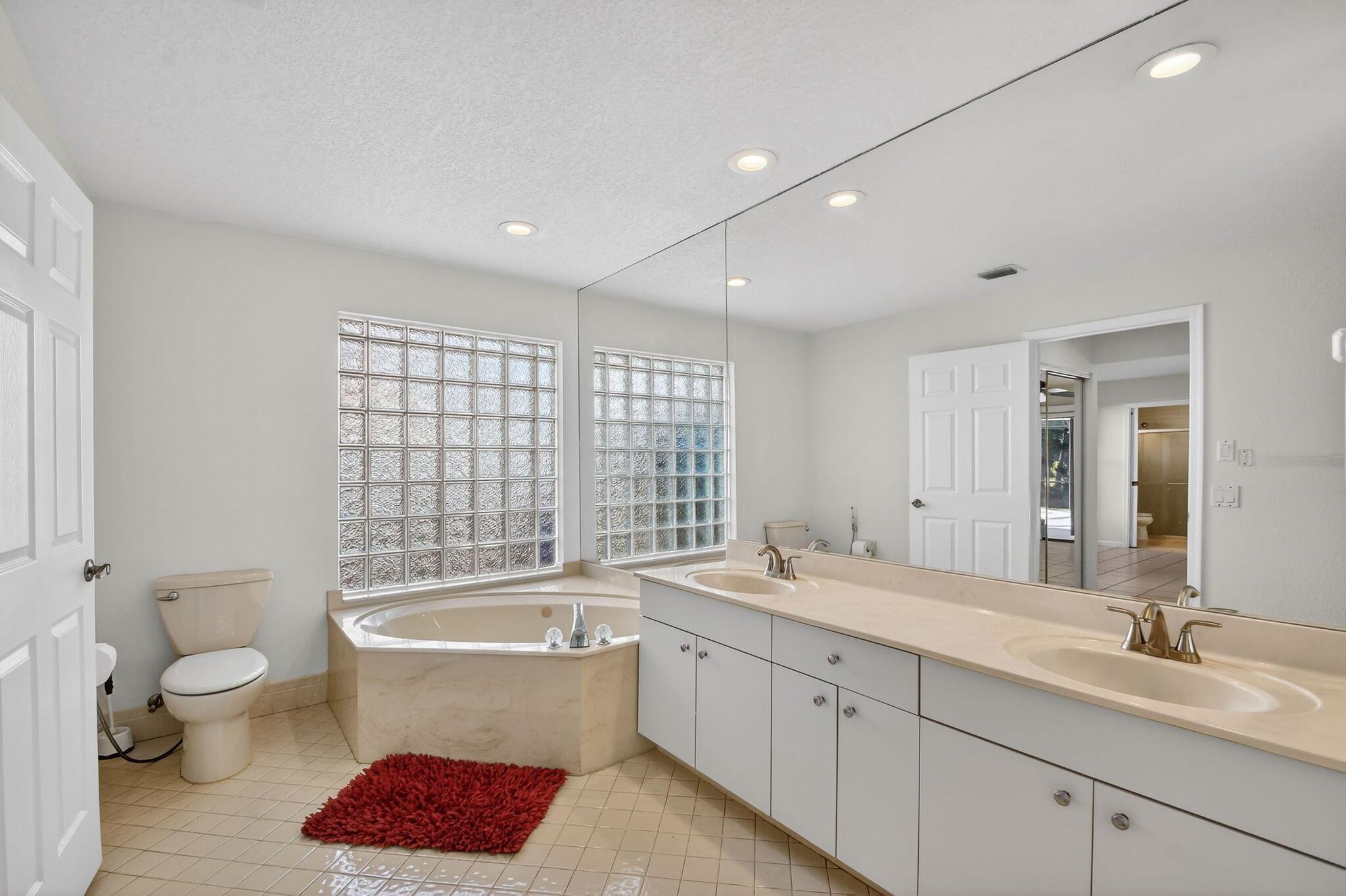 LA MANCHA THREE PB 30 P60 - Residential