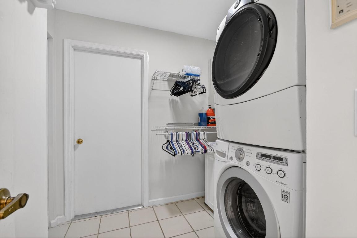 LA MANCHA THREE PB 30 P60-64 - Residential