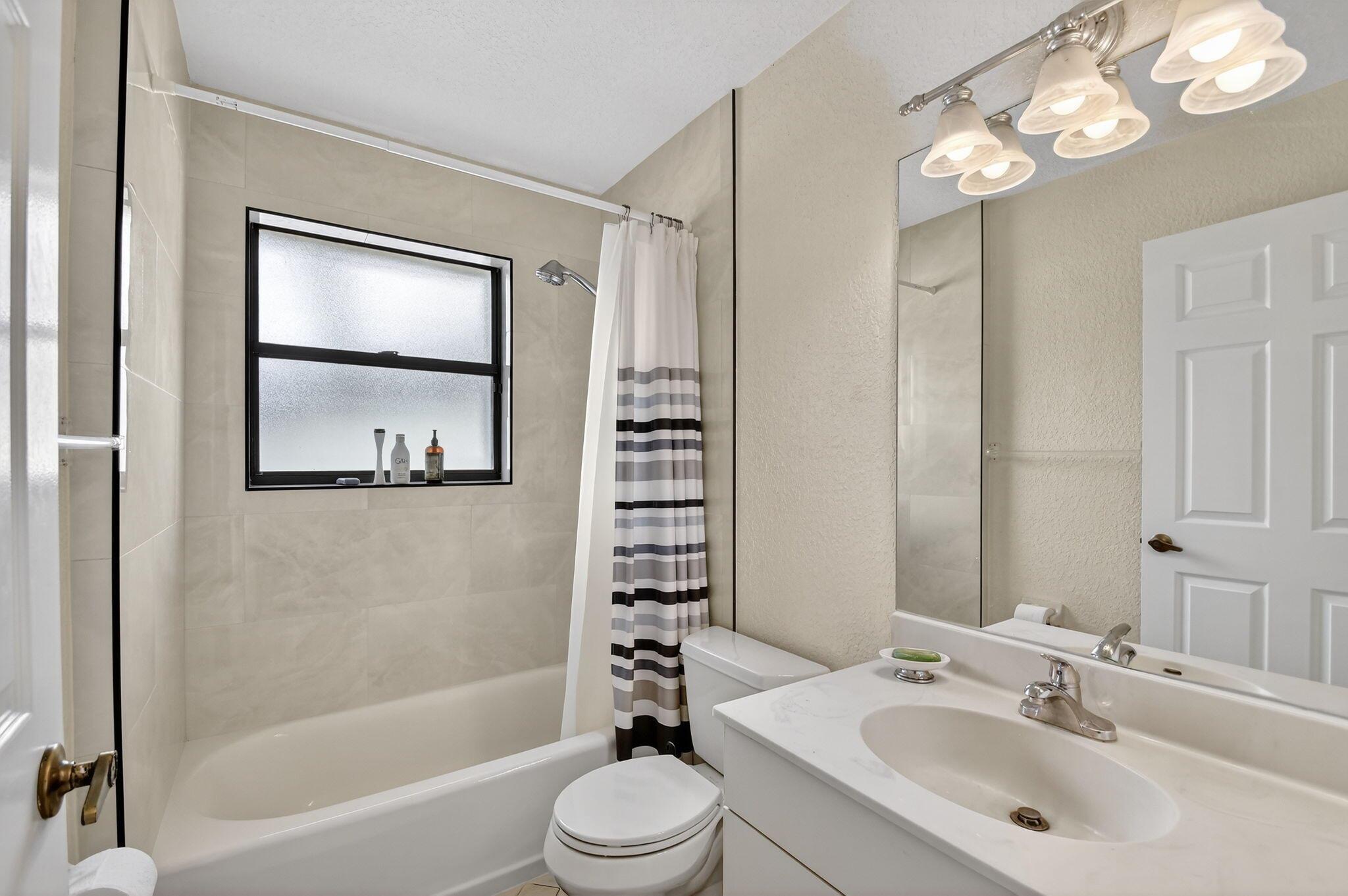 LA MANCHA THREE PB 30 P60 - Residential