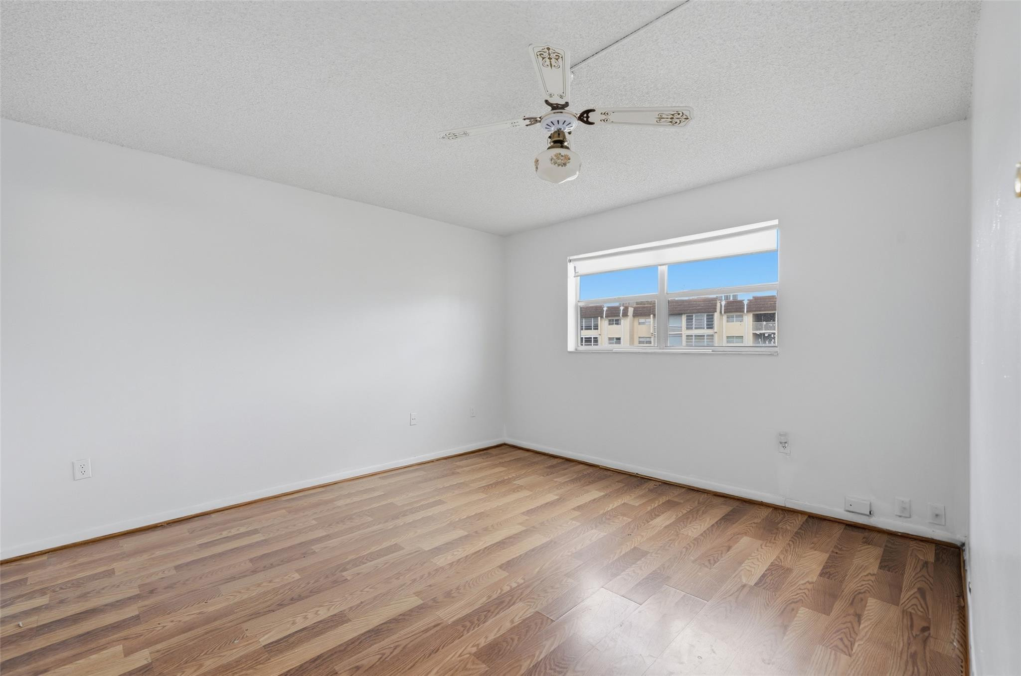 Sunrise Lakes Phase III - Residential