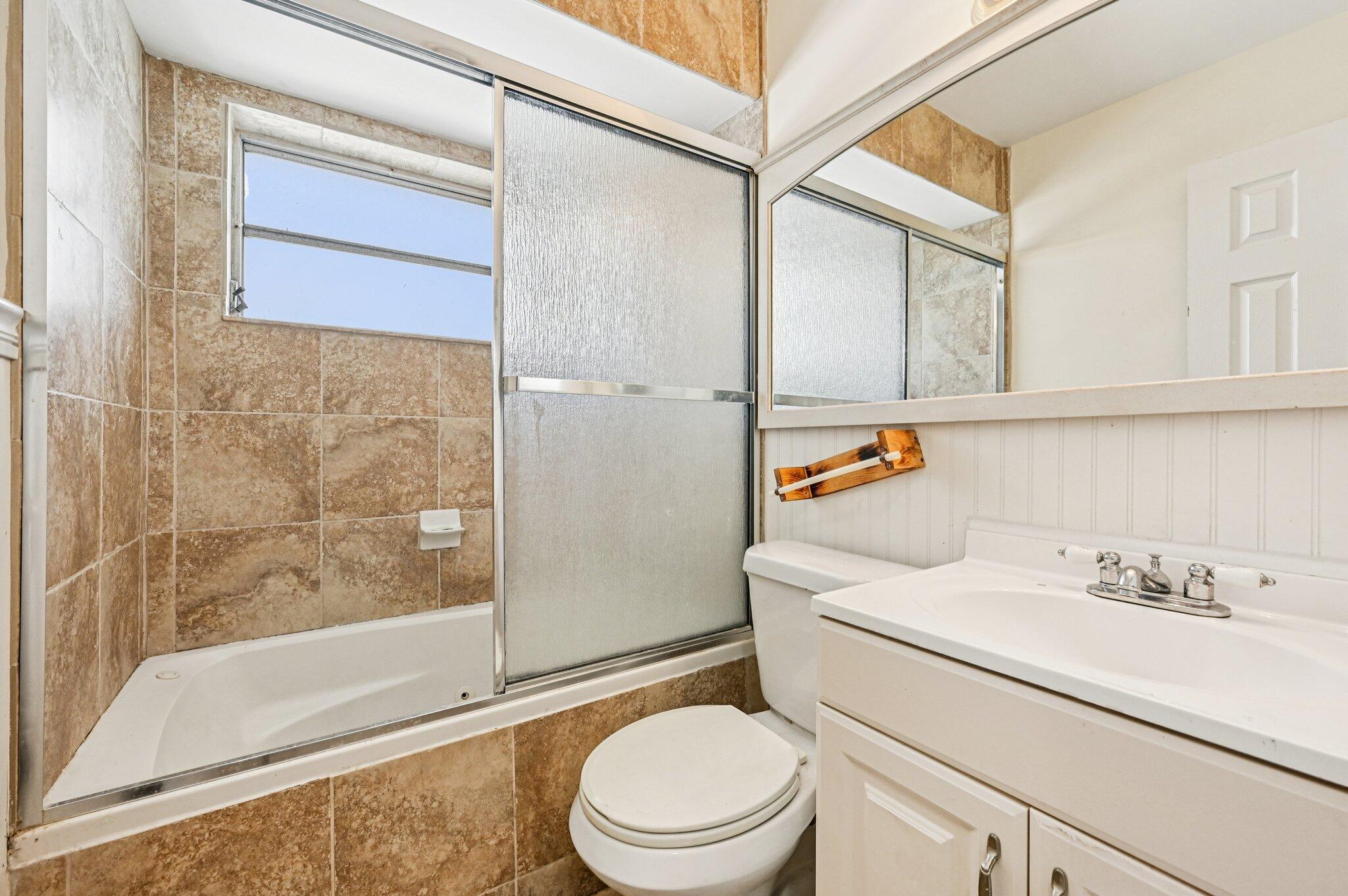 EASTWIND CONDO - Residential