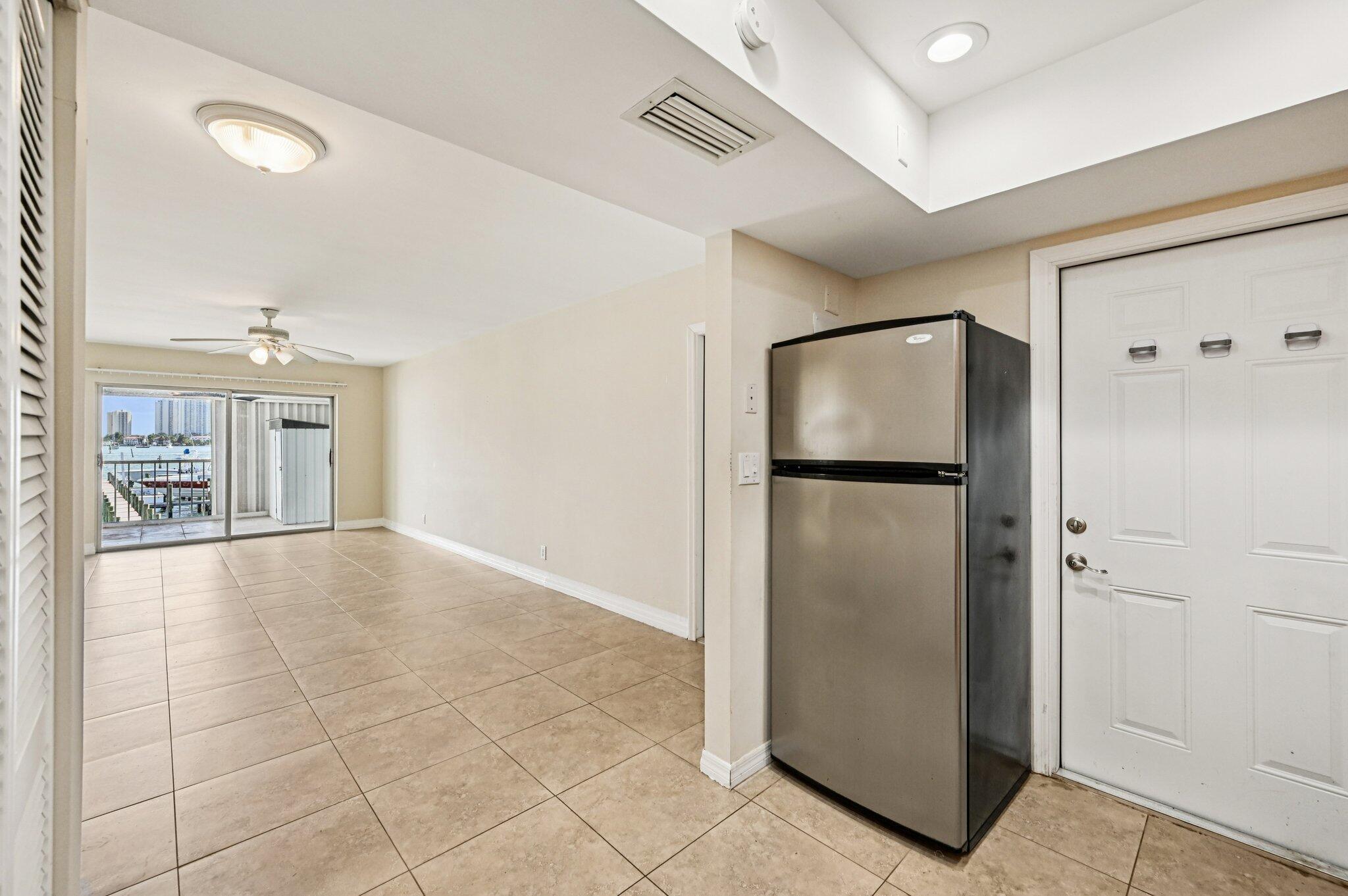 EASTWIND CONDO - Residential