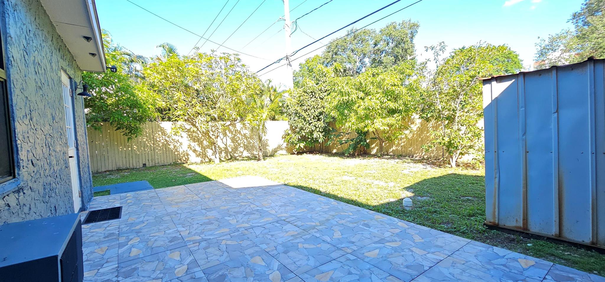 PALM BEACH NATL GOLF AND - Residential Lease