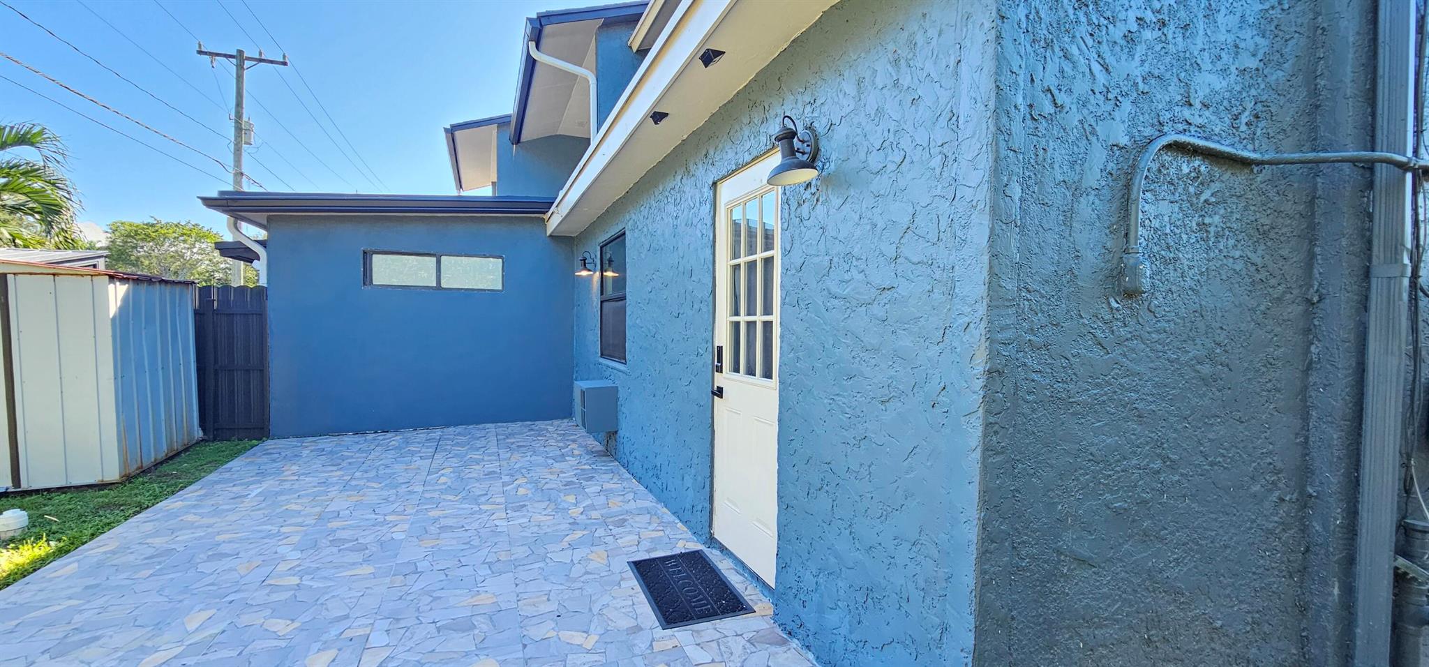 PALM BEACH NATL GOLF AND - Residential Lease