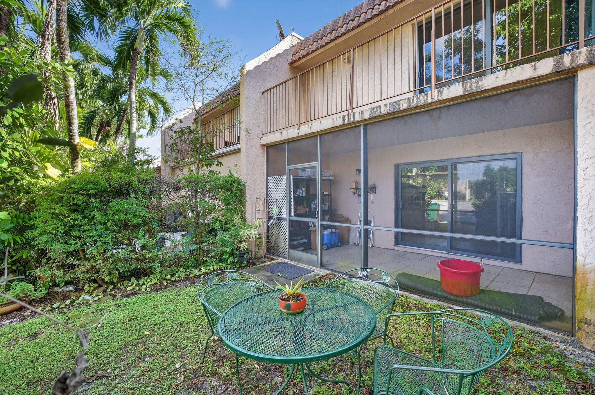 Valencia Village - Residential