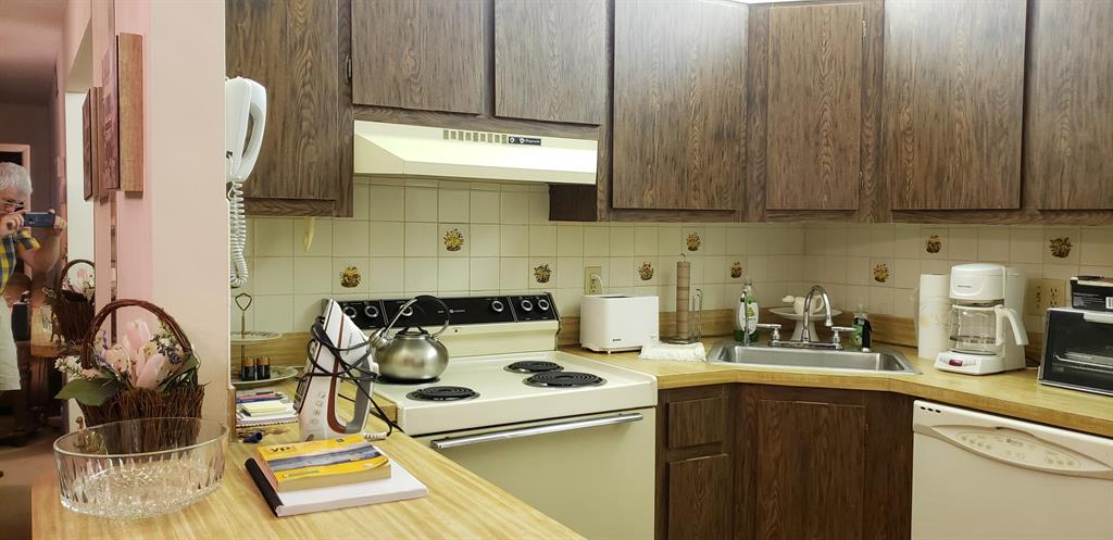 PINE RIDGE SOUTH III CONDO - Residential